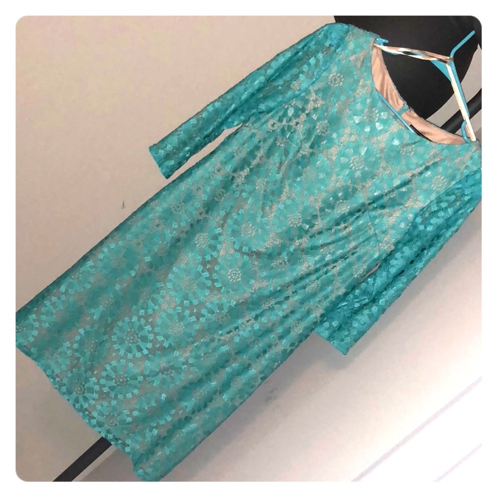 Jessica Howard turquoise lace overlay nude dress